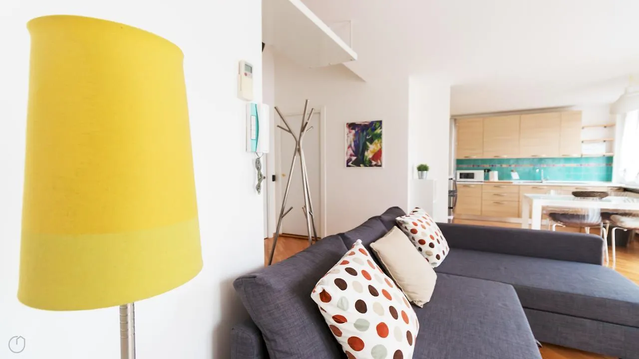 Italianway-Edolo 5 Apartment Milan 0*,  Italy